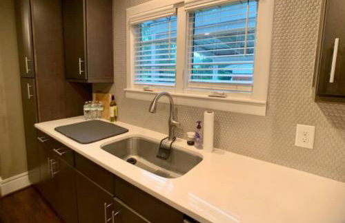 2 Bed Stay with Updated Bath and Kitchen - Foto 29