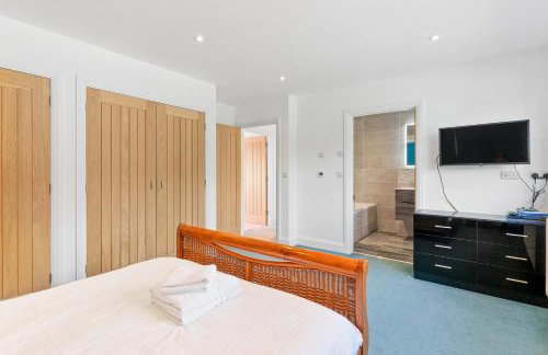 Shackled-Am-Not - Luxury home sleeps 8 with hot tub and games room North Cornwall - Foto 21