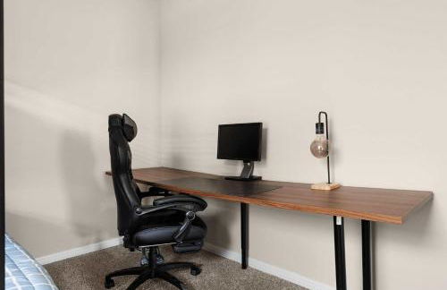 Charming 4BR Home w Spacious Backyard in Hutto - Foto 57