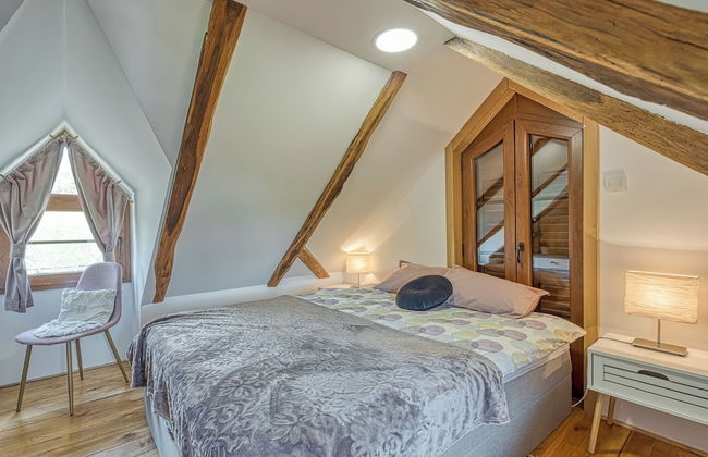 Rural House With Wellness - Photo 5