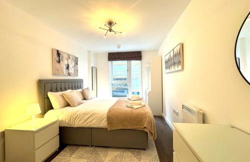 VIPAbodes at The Nankeville Woking - Photo 41