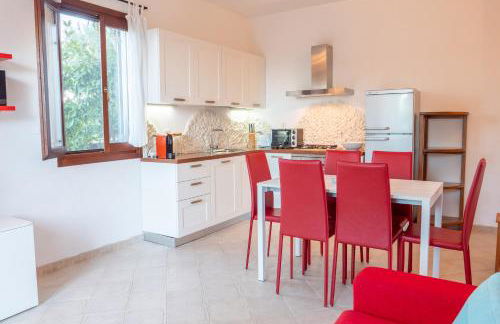 Villa Victoria 1.5 Km From The Beach - Happy Rentals - Foto 11