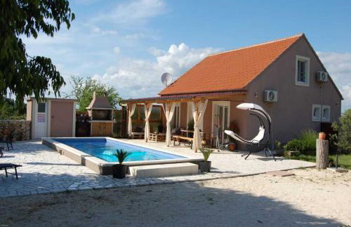 Holiday Home Luca - Foto 10