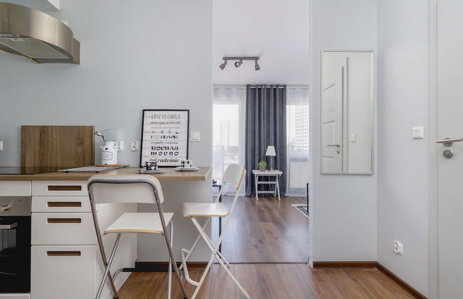 5th Floor Studio in Katowice by Renters - Photo 13