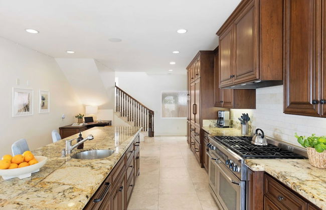 Shoreline by Avantstay Spectacular Beachfront Home w/ Fire Pit, Spa & Pool Table - Foto 20