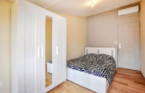 3 Bedroom Nice Home In Saint-Génis-Des-Fontai - Foto 14