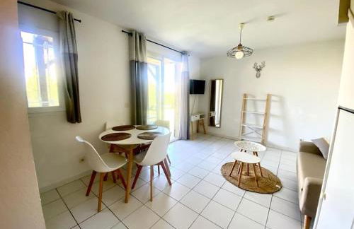 T2 Résidence Sun Hols les Rives du Lac piscine, jardin - Foto 2