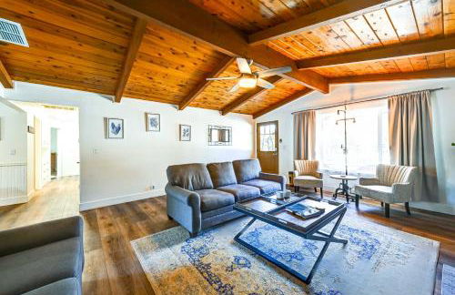 Walk to Dtwn! Dog-Friendly Oakhurst Gem with Yard - Foto 6