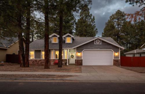 Flagstaff Retreat with Hot Tub - Foto 1