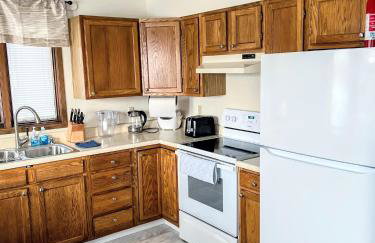 Spacious Downtown 2-bdrm Apartment - Photo 26