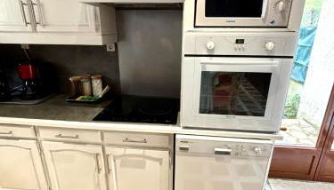 Grande maison tout confort - 5 chambres 5 salles de bain - RER A - Paris - Disney - Foto 3, stove