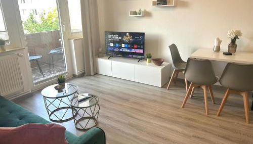 GÖH-moderne Wohnung in zentraler Lage, Balkon, self-check-in, WLAN, Netflix, DisneyPlus - Foto 2