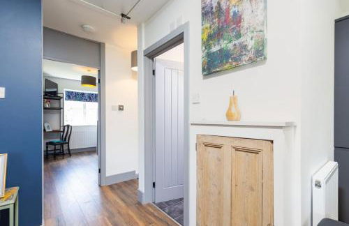 2BR Flat, Free Parking, WiFi, Smart TV - Foto 5