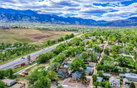 Vibrant Watermelon - Hot Tub, BBQ-Grill, King-Bed, Backyard, Parking - Foto 45