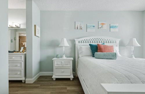 Sunrise at the Beach - 2BR Apt with Scenic Views - Foto 6