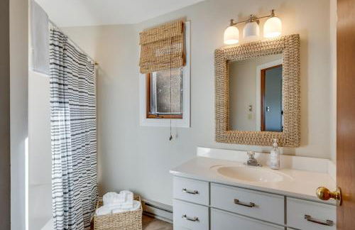 The Goat and Cherry - Dogs, Fire Pit & Hot Tub, Escape to Sister Bay! - Foto 45