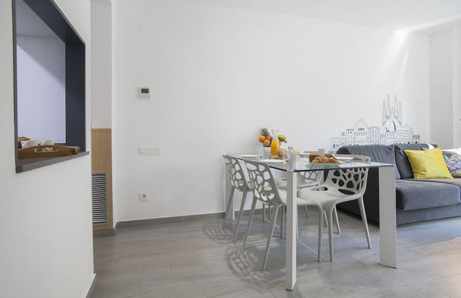 BBarcelona Gaudi Flats - Photo 26