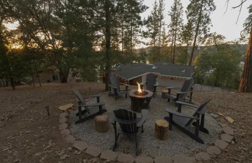 Cozy mountain retreat with lake views near Yosemite - Foto 4