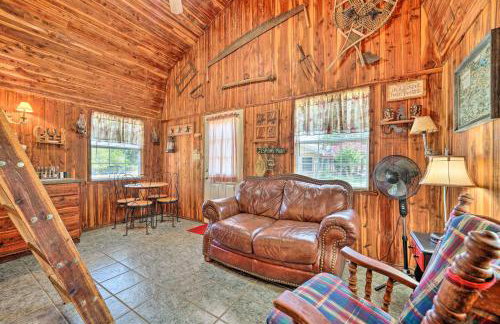 Hand-Built Black Fork Cabin 2 with Fire Pit! - Foto 5