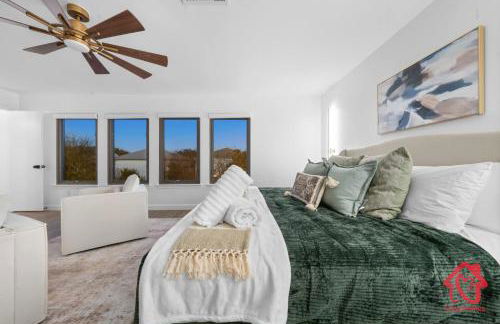 Georgian Oasis with Private Pool - An Irvie Home - Foto 19