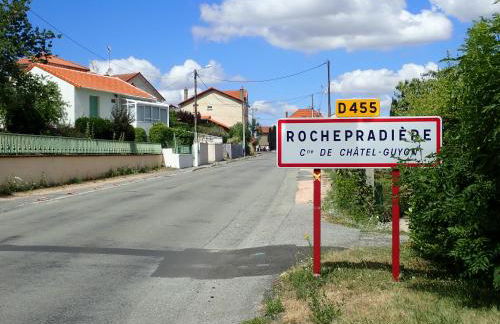 La Roche Pérégrine - Photo 3