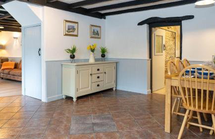 Ta Mill Holiday Cottages & Lodges - Forge Cottage - Foto 6