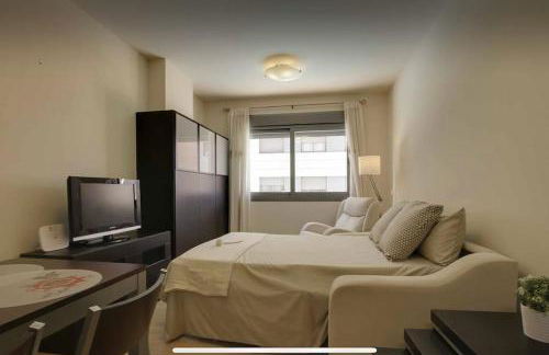 Apartamento Top Malaga Calle Pacifico con piscina y parking - Photo 22