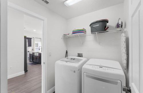 451 Davenport 5BR House with Heated Pool and Grill - Foto 35