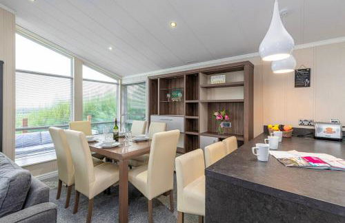 Stables 30, 3 Bed Luxury Lodge at Hafan y Mor - Foto 15