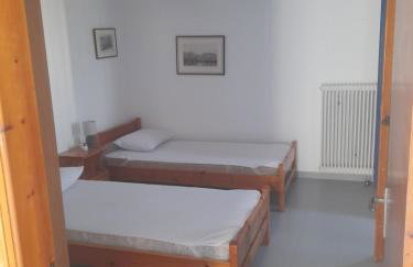 Με θέα τον όρμο της Βάρης - Photo 4