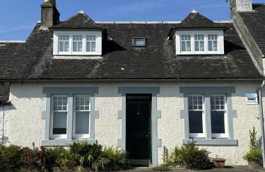 Traditional Inveraray Cottage - Amazing Loch Views - Foto 2