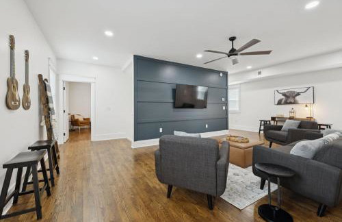 Nash Urban Oasis with Rooftop and Modern Amenities - Foto 53