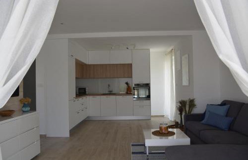 Villa Antea - modern house with pool - Foto 14