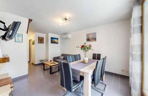 Holiday Home Mesnil St Pere Cottages De Port - Foto 11