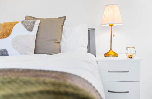 Charming Harvington Cottage - Hot Tub, Pet Friendly, Sleeps 11 - Foto 42