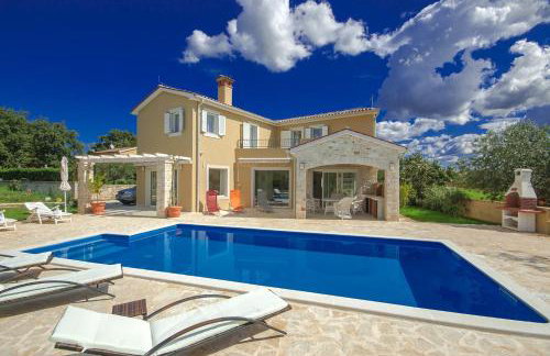 Villa Larisa - Foto 1