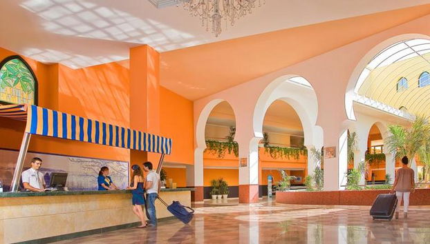 Apartamentos Playamarina - Foto 4