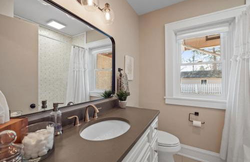 Spanish Charm 4bed/3bath - Foto 8