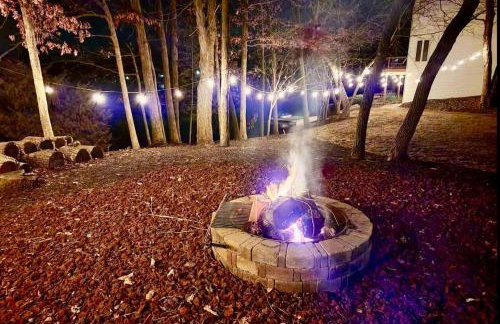 Lakefront Group Stay, Sleeps 19, Indoor Pool, Hot Tub, Arcades - Foto 42