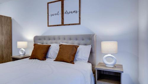 Brand New apartment next to Lakeside Shopping mall, Essex - Foto 4, wardrobe