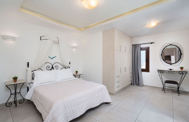 Pithos Apartments - Photo 12