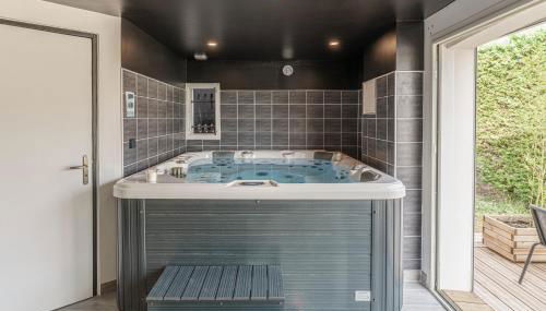 Séjour pro ou détente suite spa privé fibre jardin parking - Foto 2