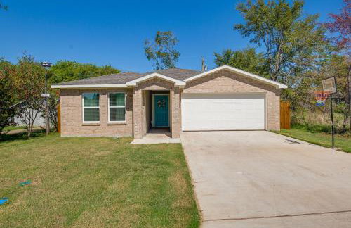 Game Room and Walk to Beach Gun Barrel City Gem! - Foto 3