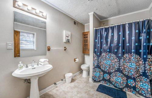 Minutes from the Airport - Wonderful Warrington - Photo 38