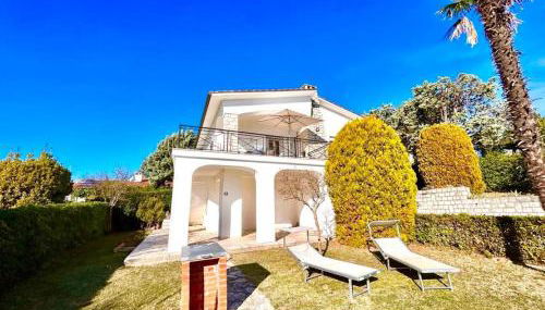 Villa Edith - stupenda villa con terrazzo vista mare e spiaggia inclusa - Foto 3