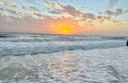 Gulf views, steps to beach, Pool, Walk To Dining - Foto 51