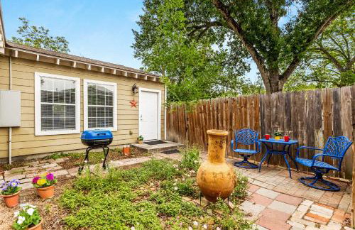 Elm Street Bungalow - Foto 1