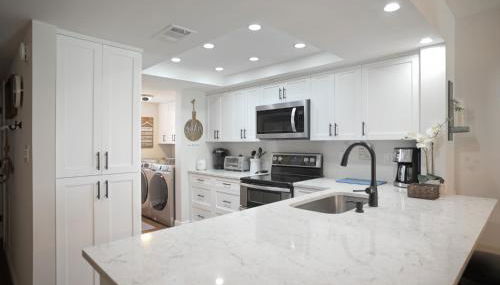 Fully Updated, Ground Floor, Poolside With Great Ocean View - Unit 49! - Foto 2