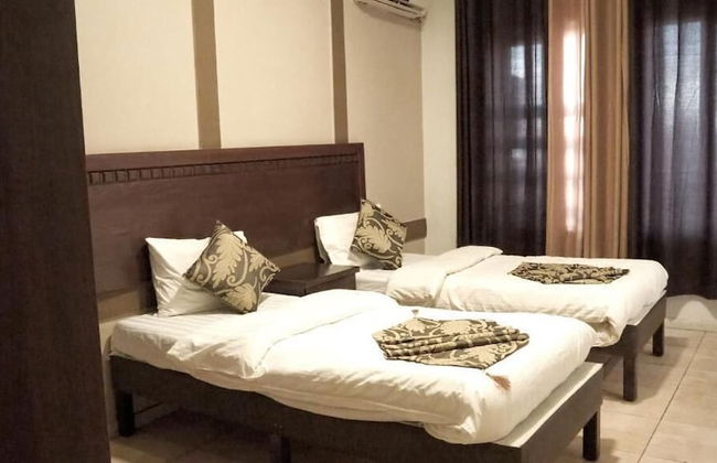 Alfawanees Hotel Apartments - Photo 2