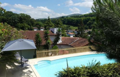 VILLATIMAHE 4 étoiles vue montagnes au calme 6 min des plages - Foto 8